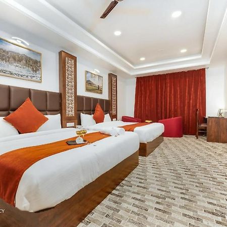 Kareem Residency Hotel Srinagar  Ngoại thất bức ảnh