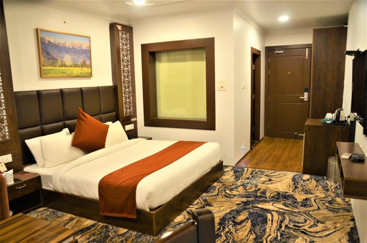 Kareem Residency Hotel Srinagar  Ngoại thất bức ảnh